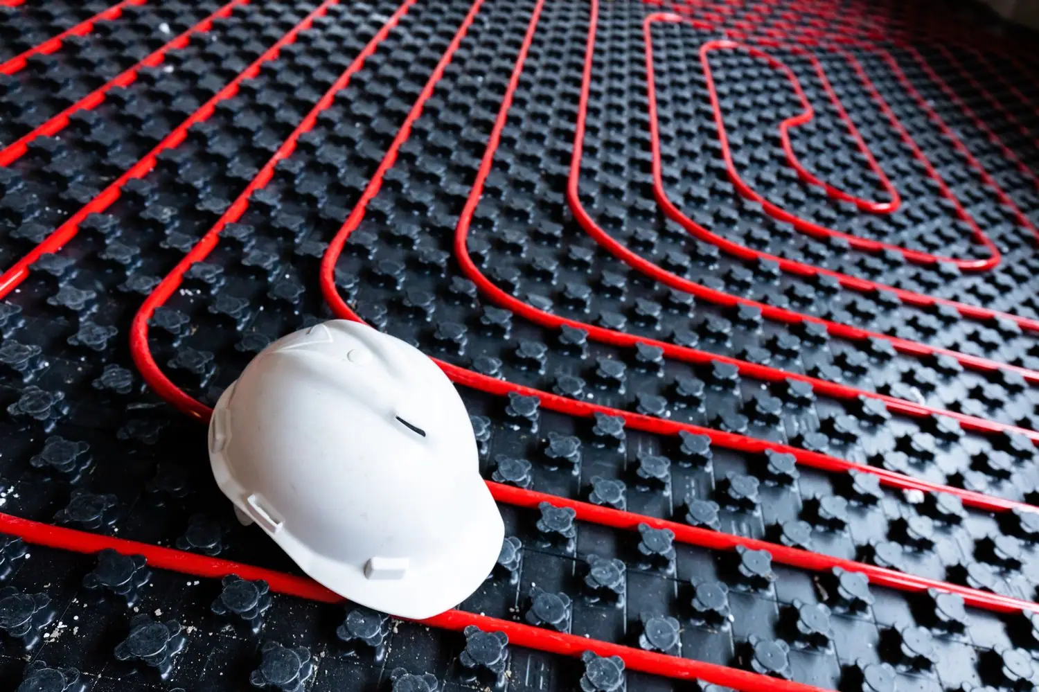 Technologie ogrzewania podłogowego: przegląd rozwiązań